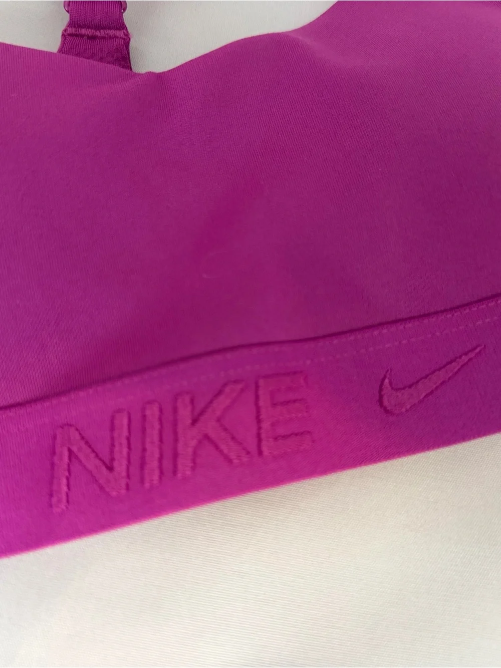 Nike Fuchsia Indy Kids Sports Bra. New!  Size large